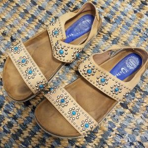 Havana genuine leather with turquoise beads